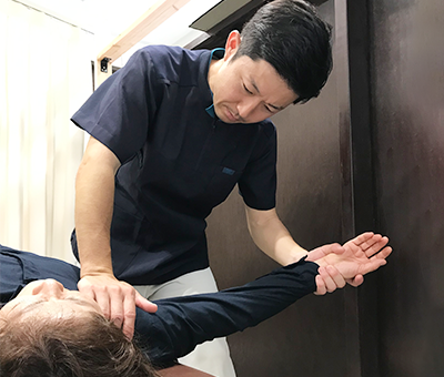 巻き爪だけではなく、ご希望のお客様には整体・姿勢矯正もサポートできます！